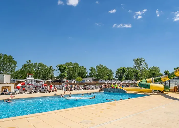 Mh Sympa Au Camping Domaine La Yole